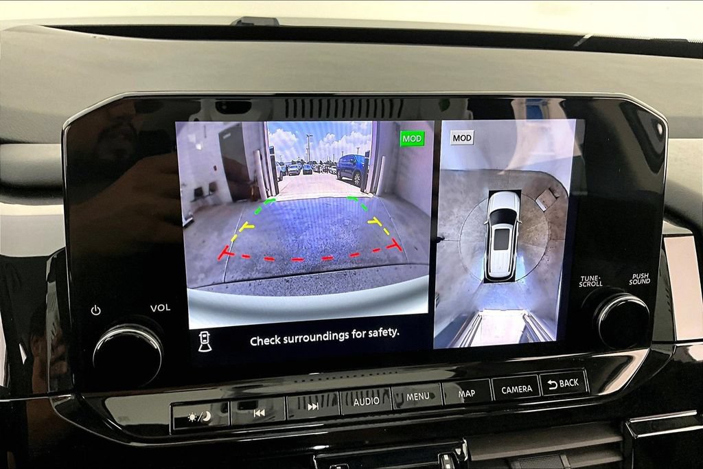 Used 2025 Nissan Pathfinder Platinum w/ Cargo Package FWD image 29