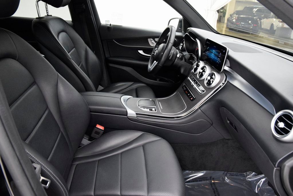 Used 2021 Mercedes-Benz GLC 300 image 15
