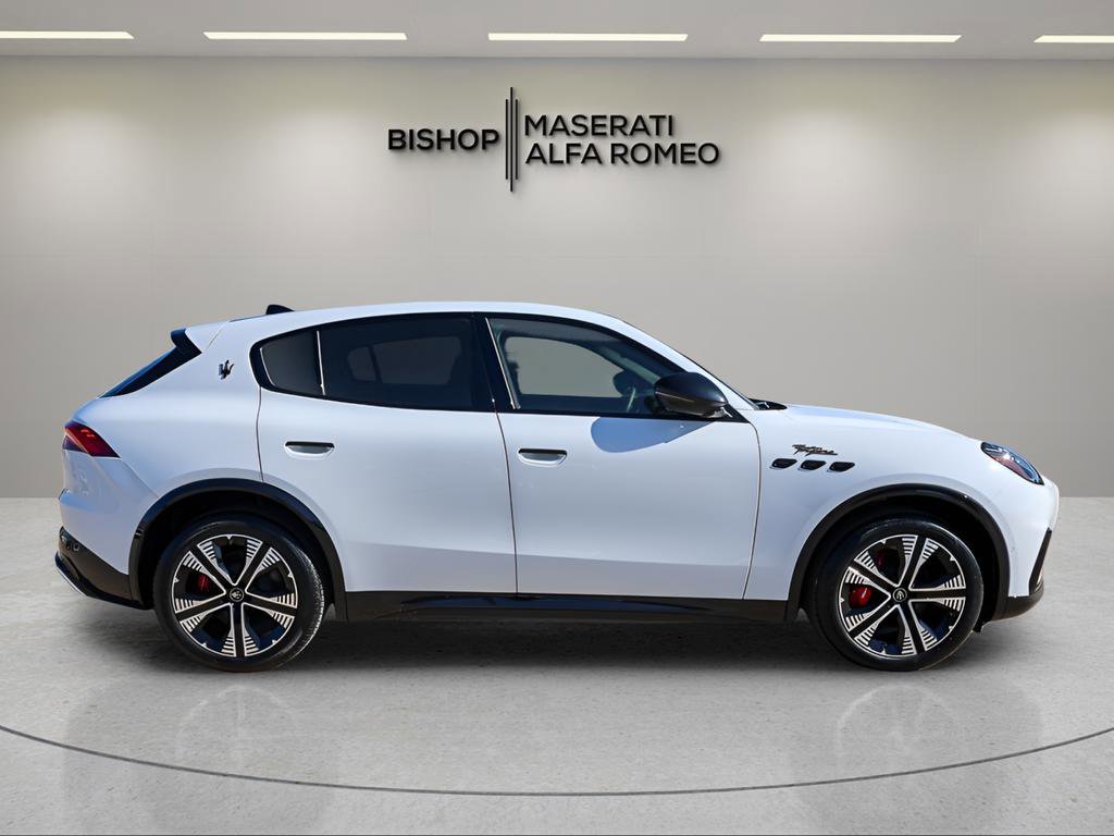 New 2025 Maserati Grecale Folgore AWD/4WD image 8