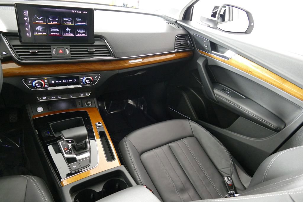 Used 2023 Audi Q5 2.0T Premium Plus w/ Premium Plus Package image 8