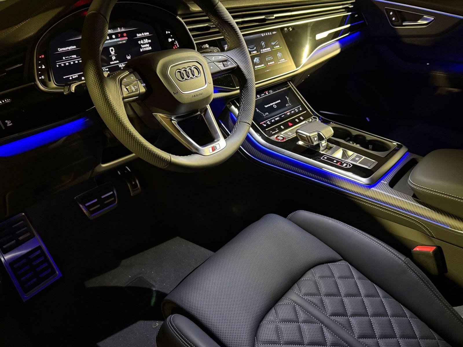 New 2026 Audi SQ7 Premium Plus AWD/4WD image 4