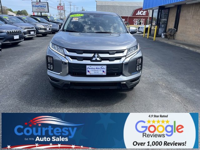 Used 2023 Mitsubishi Outlander Sport SE image 3