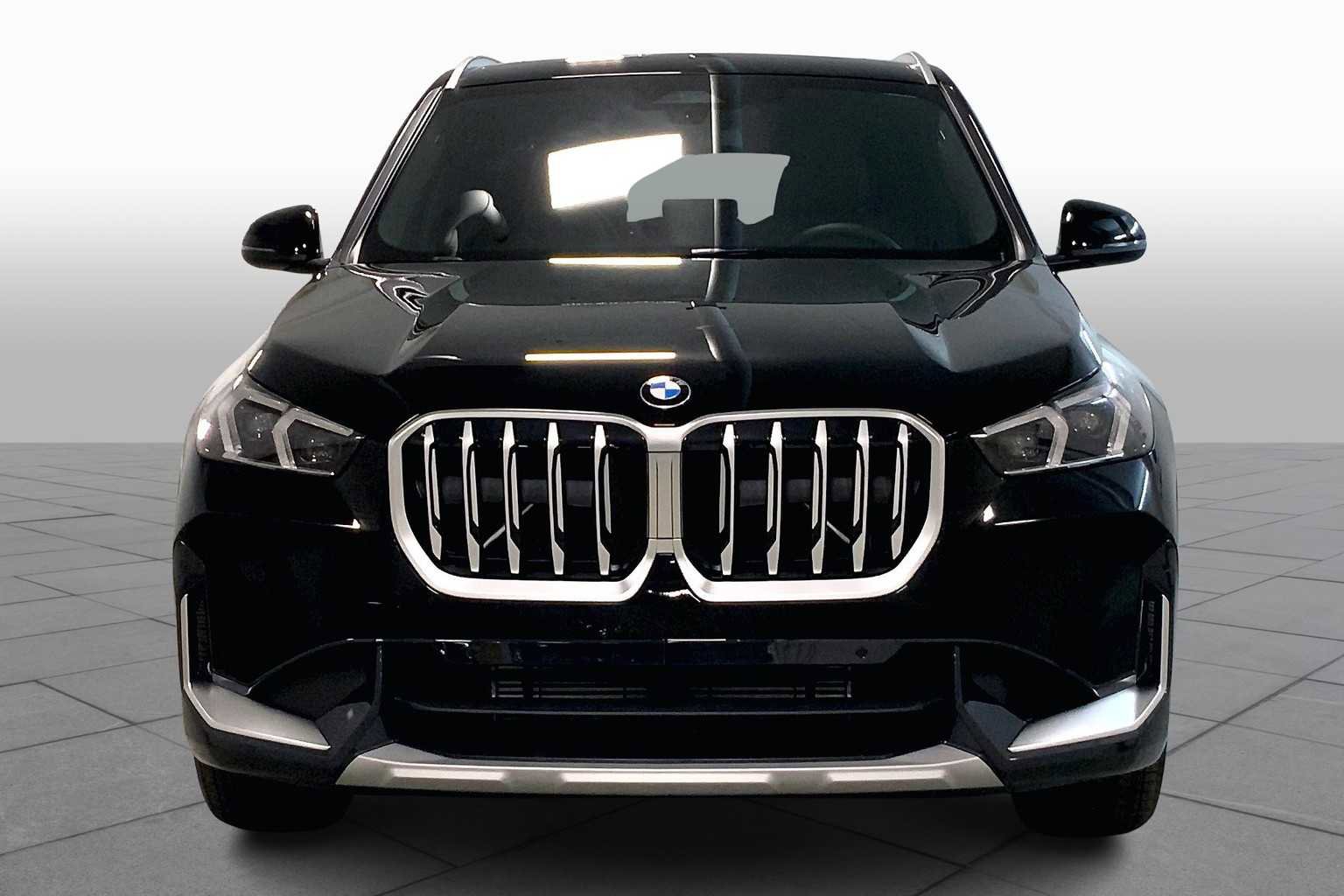 New 2026 BMW X1 xDrive28i w/ Convenience Package image 3