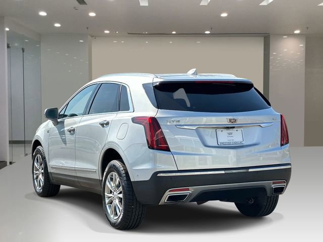Used 2020 Cadillac XT5 Premium Luxury FWD image 3