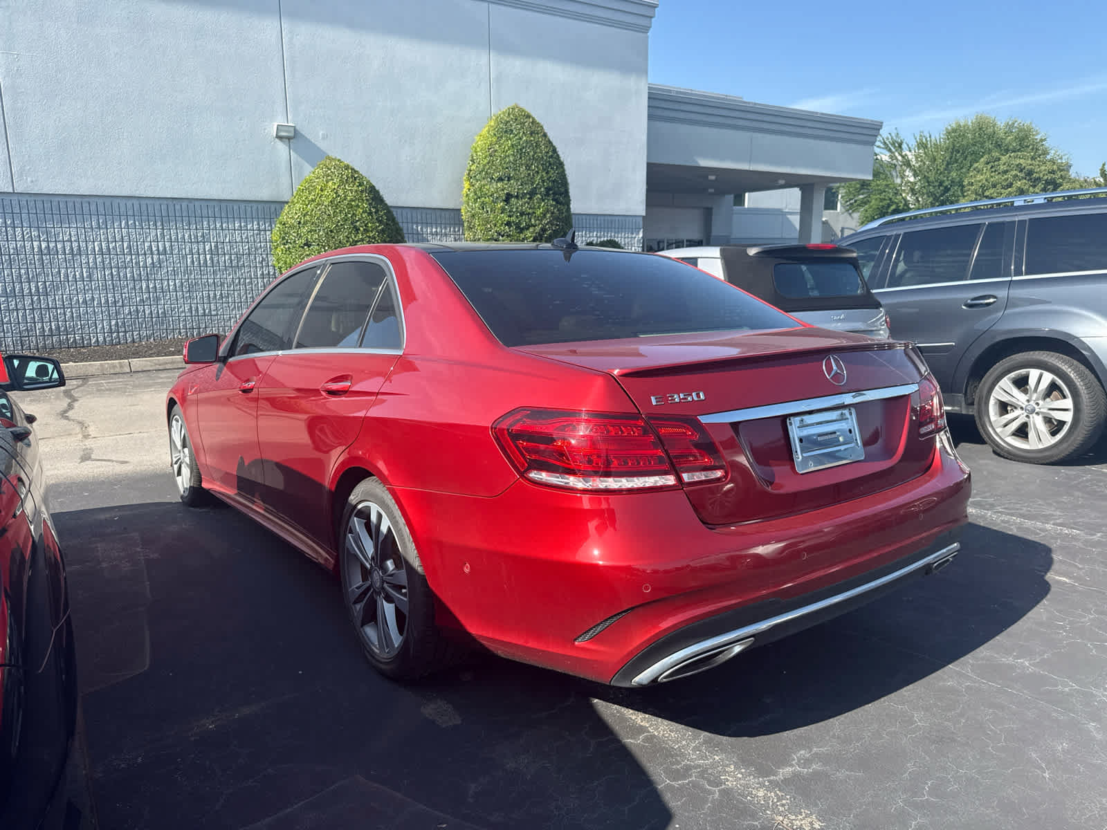Used 2014 Mercedes-Benz E 350 Sedan video 2
