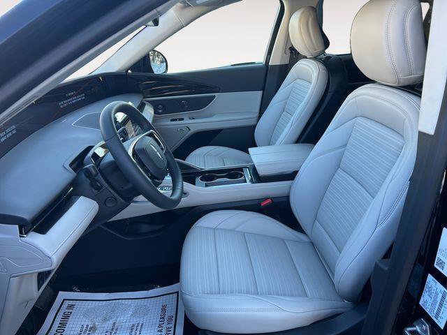 New 2026 Lincoln Nautilus Reserve w/ Jet Appearance Package image 9