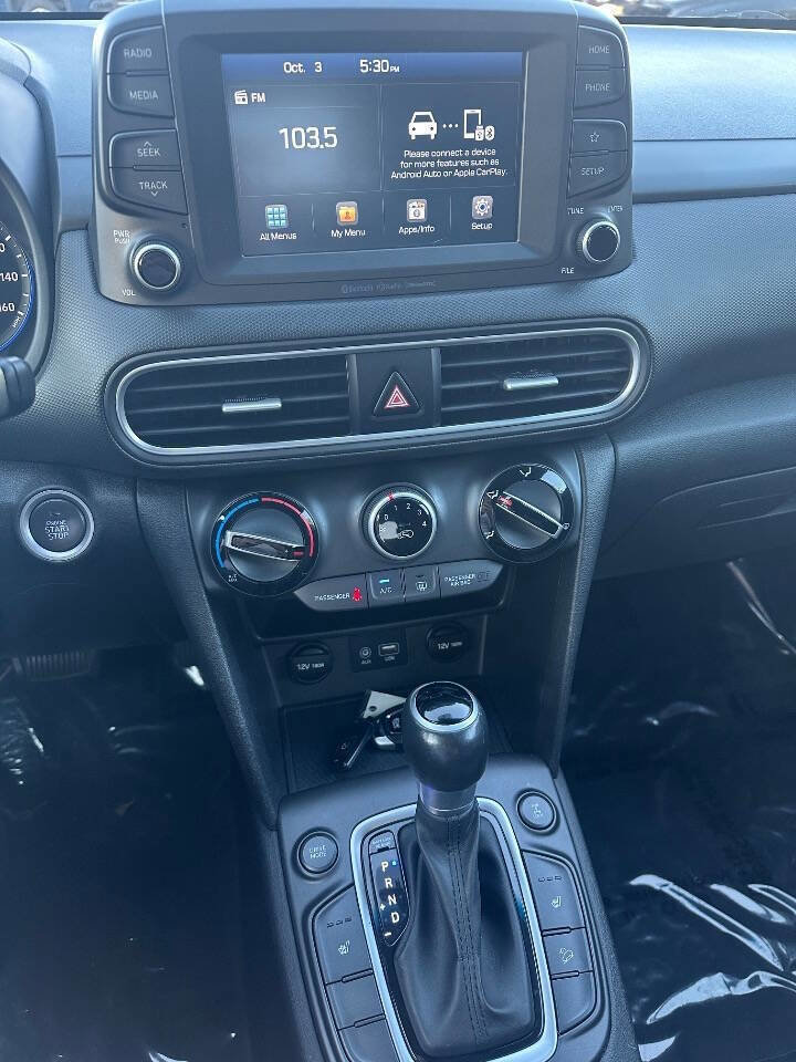 Used 2018 Hyundai Kona SEL image 14