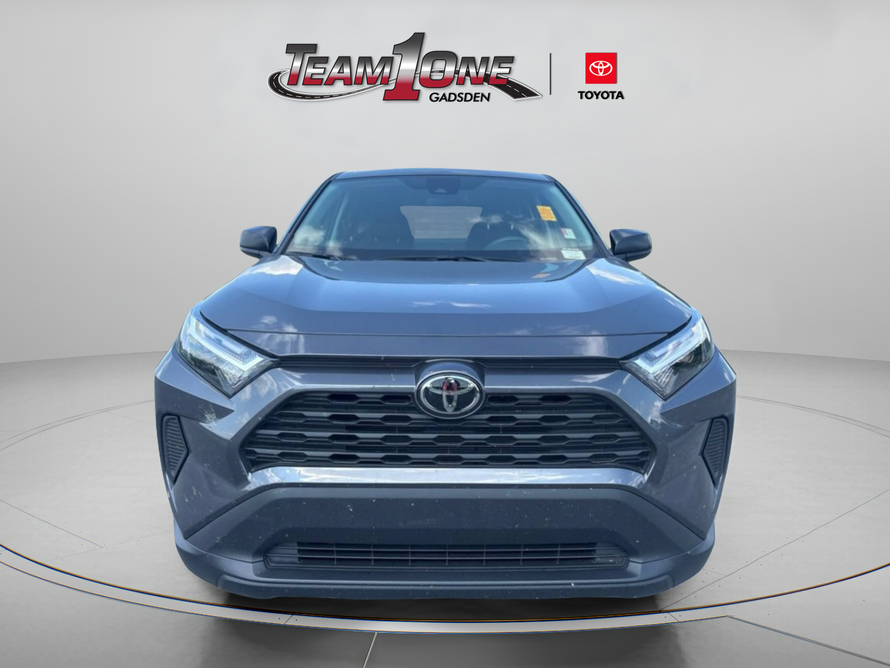 Used 2024 Toyota RAV4 LE FWD image 2