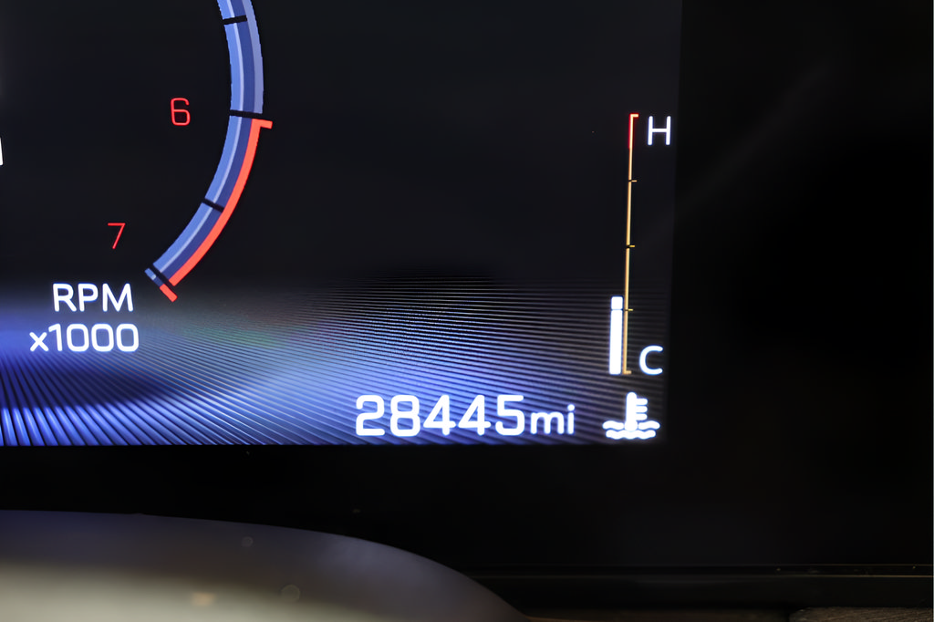 Used 2025 Chevrolet TrailBlazer LT AWD/4WD image 14