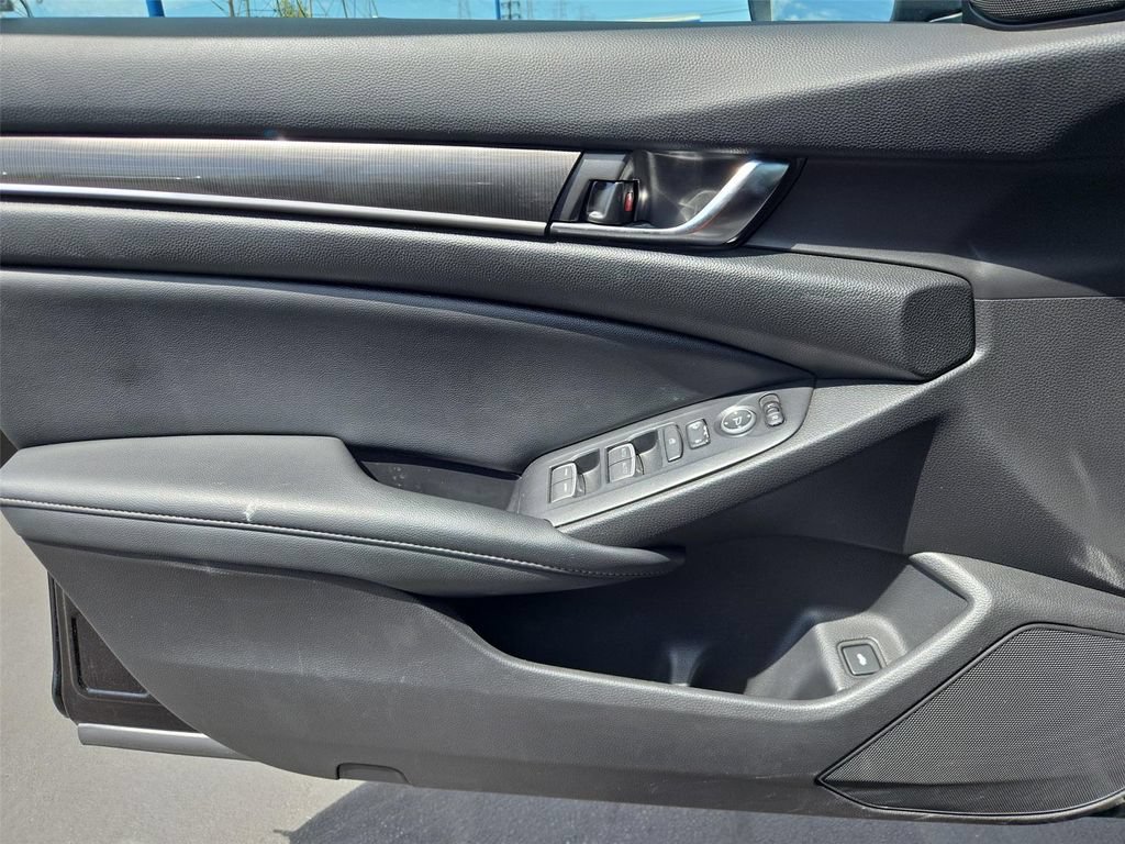 Used 2022 Honda Accord Sport image 14