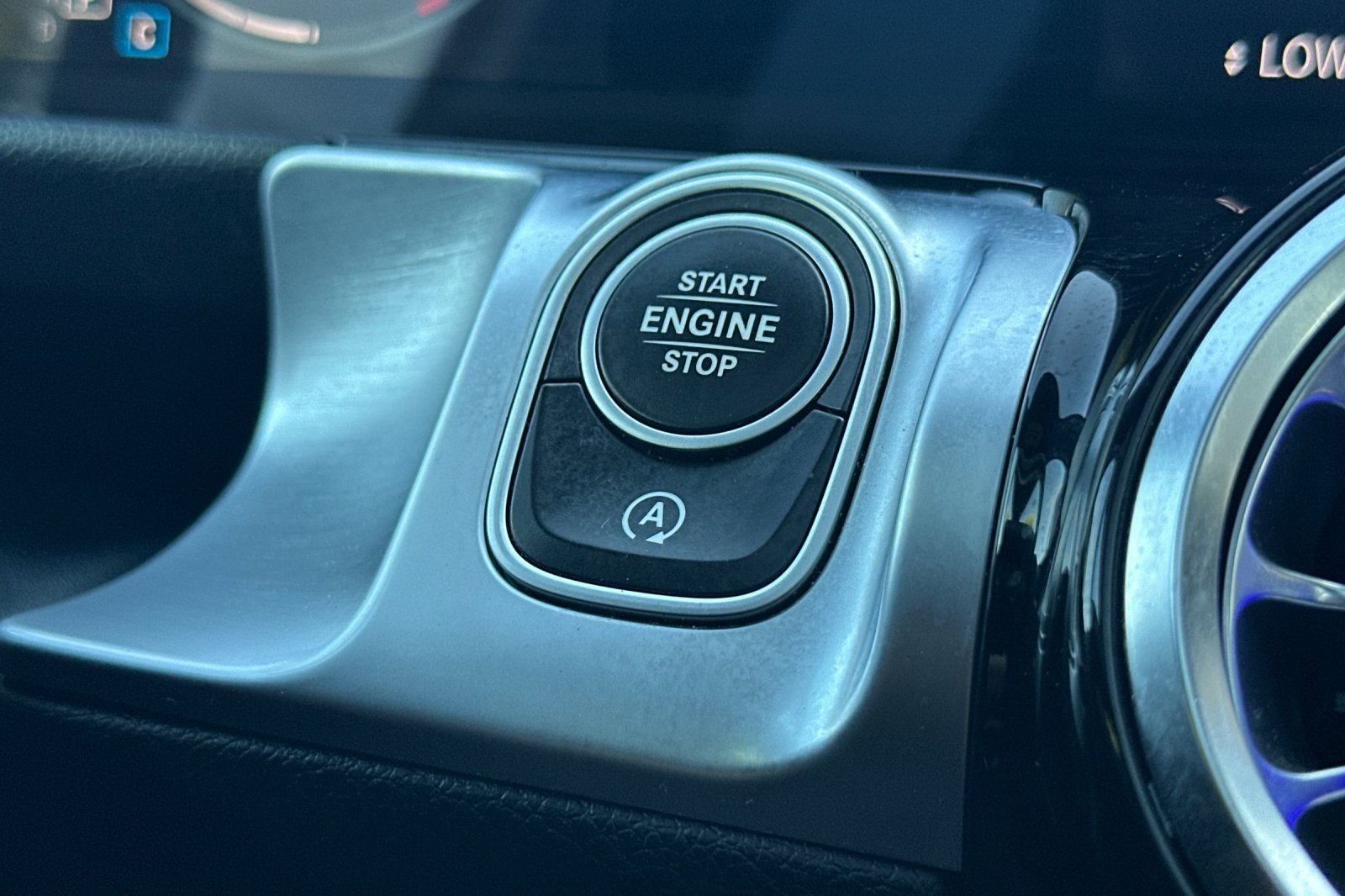 Used 2022 Mercedes-Benz GLB 250 image 22