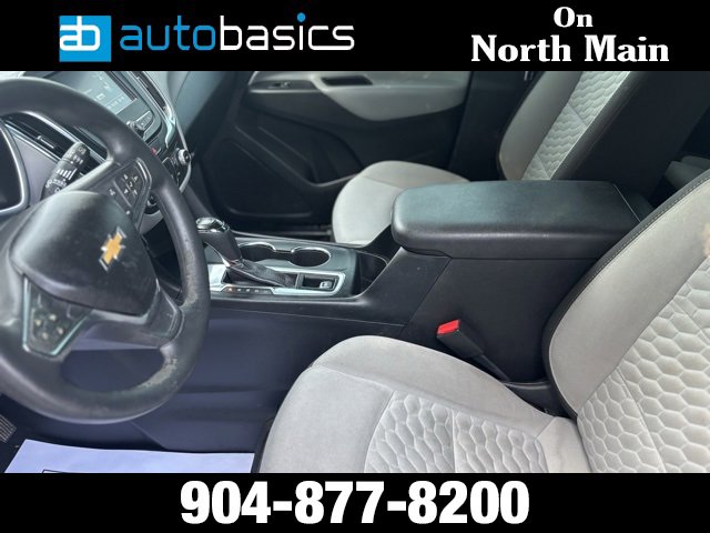 Used 2018 Chevrolet Equinox LS image 18