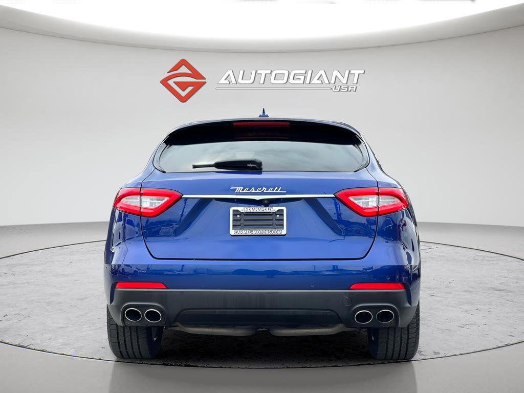 Used 2017 Maserati Levante image 6