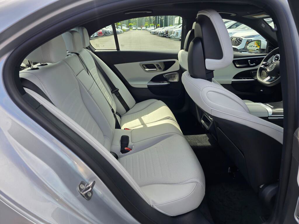 New 2026 Mercedes-Benz C 300 4MATIC Sedan image 22