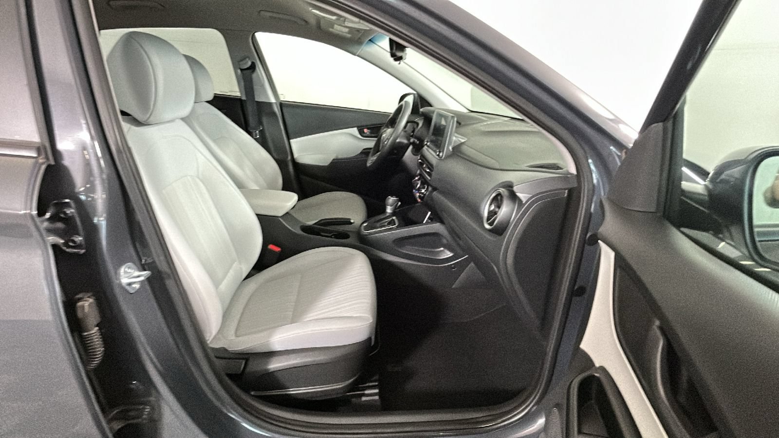 Certified 2023 Hyundai Kona SEL w/ Cargo Package AWD/4WD image 35