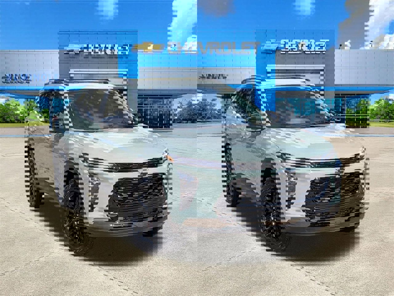 New 2026 Chevrolet Trax ACTIV w/ Sunroof Package