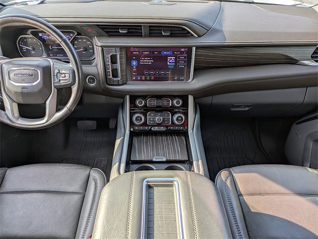 Used 2021 GMC Yukon Denali w/ Denali Ultimate Package image 16