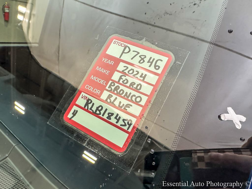 Used 2024 Ford Bronco Outer Banks image 27