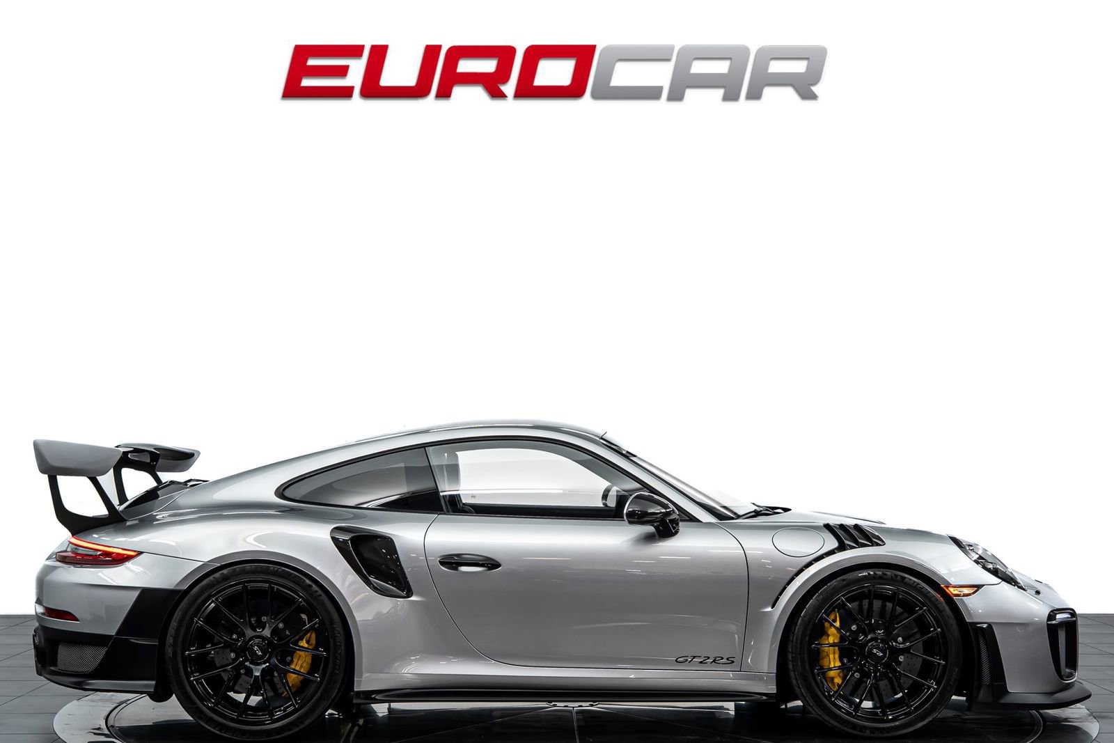 Used 2018 Porsche 911 GT2 RS RWD image 6