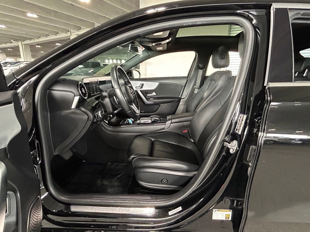 Used 2020 Mercedes-Benz A 220 image 12