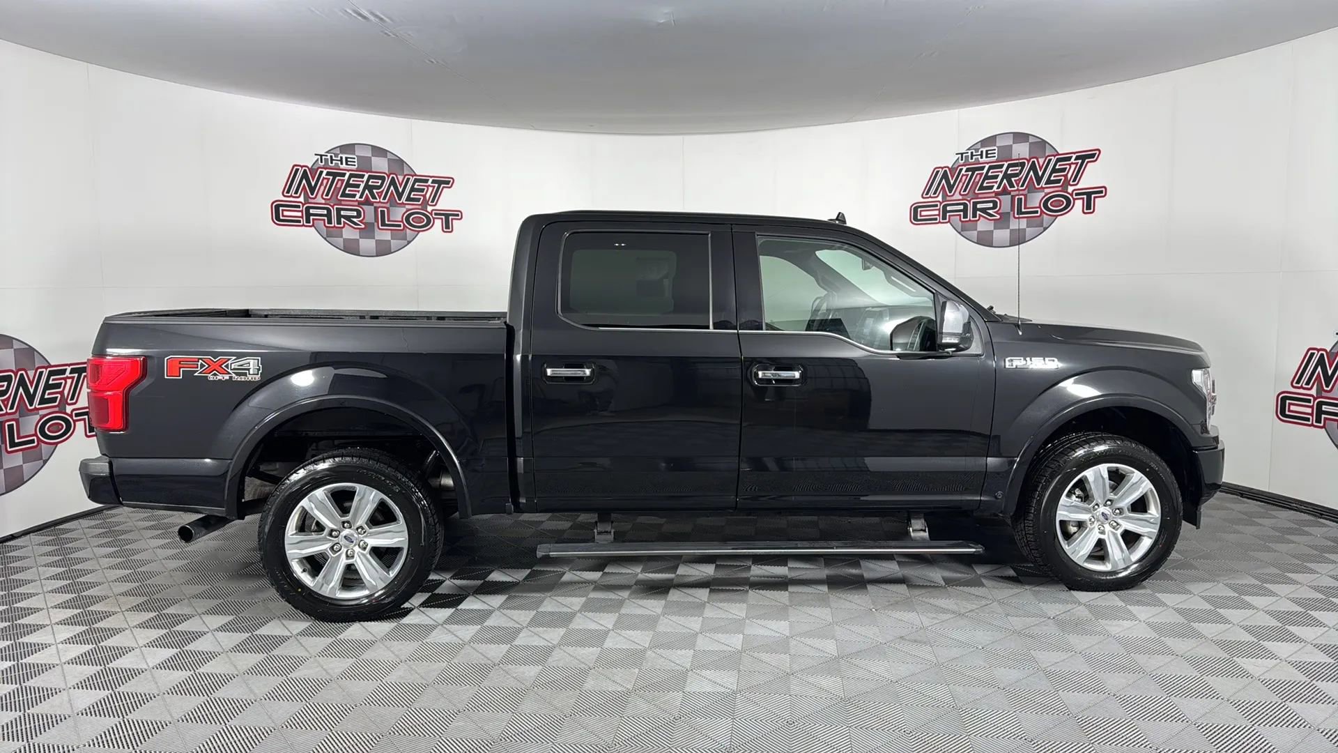 Used 2020 Ford F150 Platinum w/ Equipment Group 701A Luxury AWD/4WD image 10