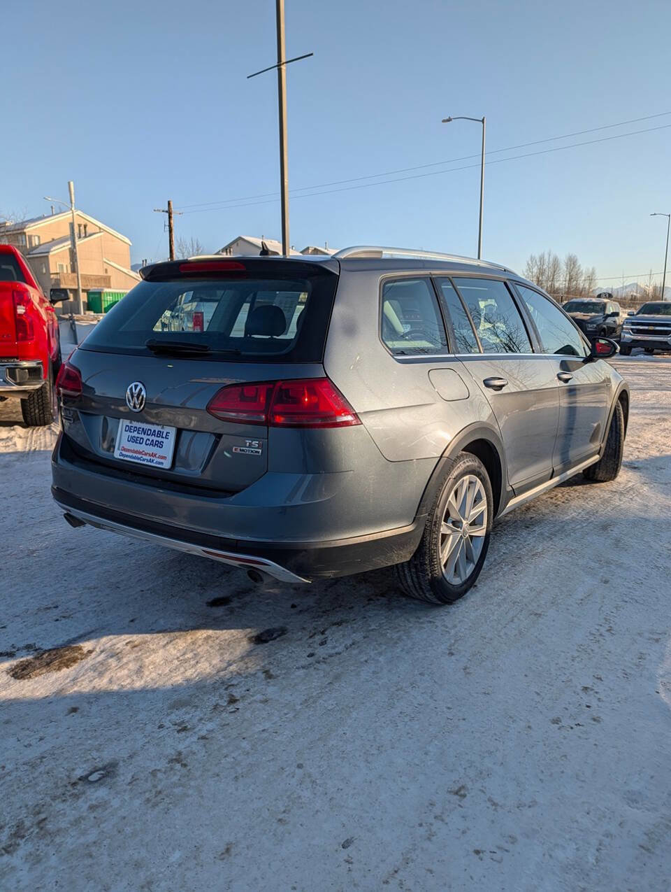 Used 2017 Volkswagen Golf Alltrack SE AWD/4WD image 14
