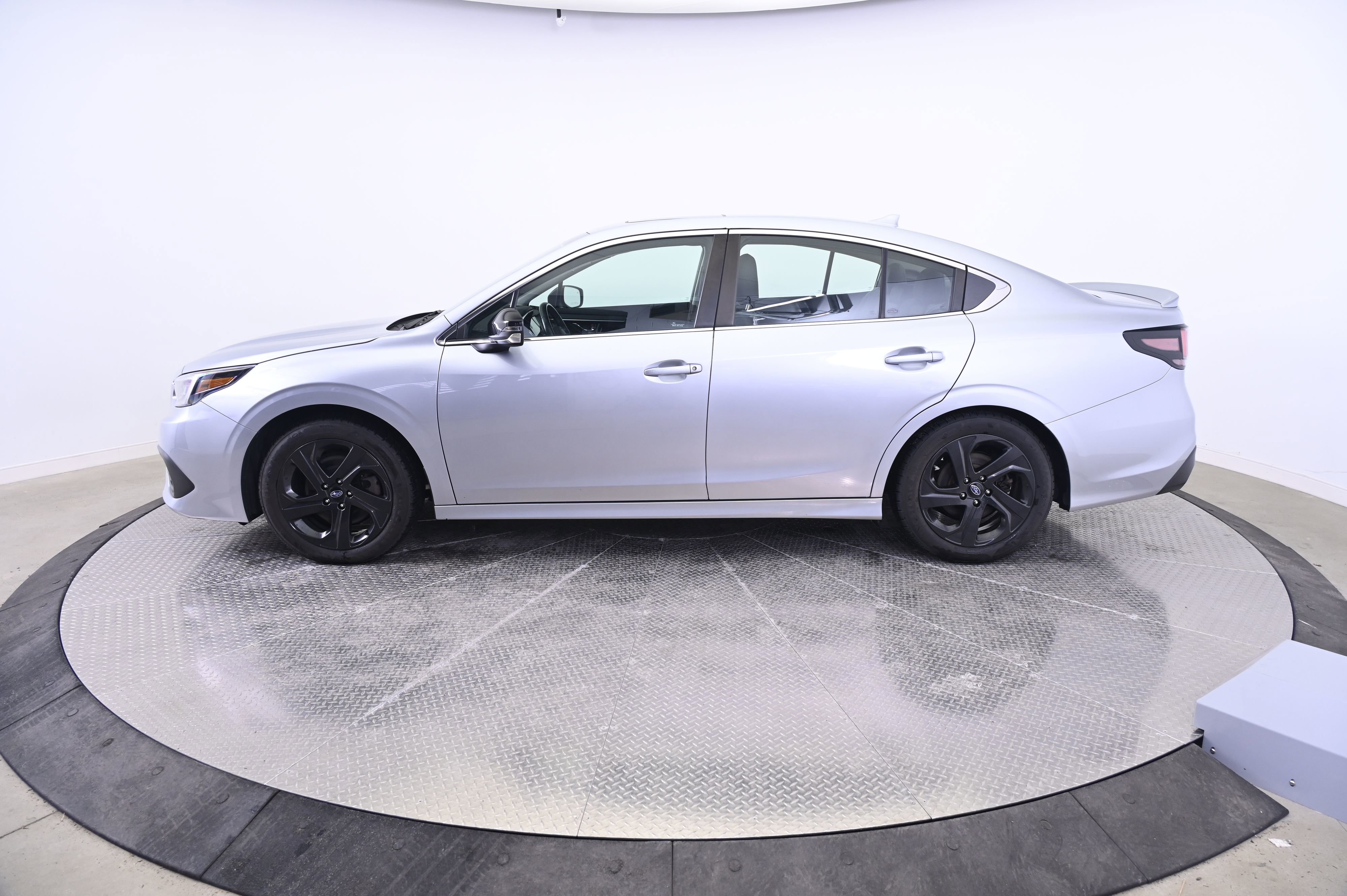 Used 2021 Subaru Legacy 2.5i Sport image 2