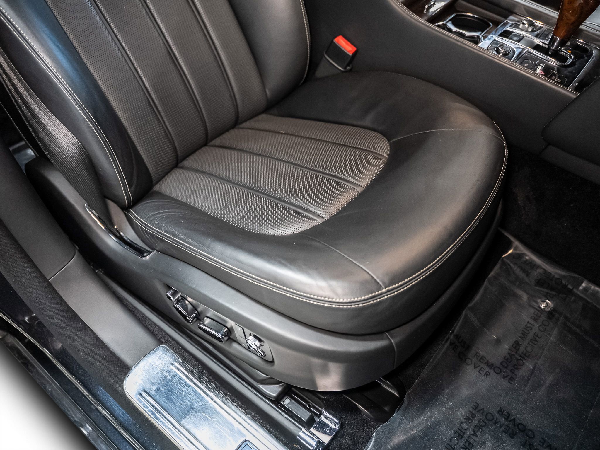 Used 2012 Bentley Mulsanne image 34