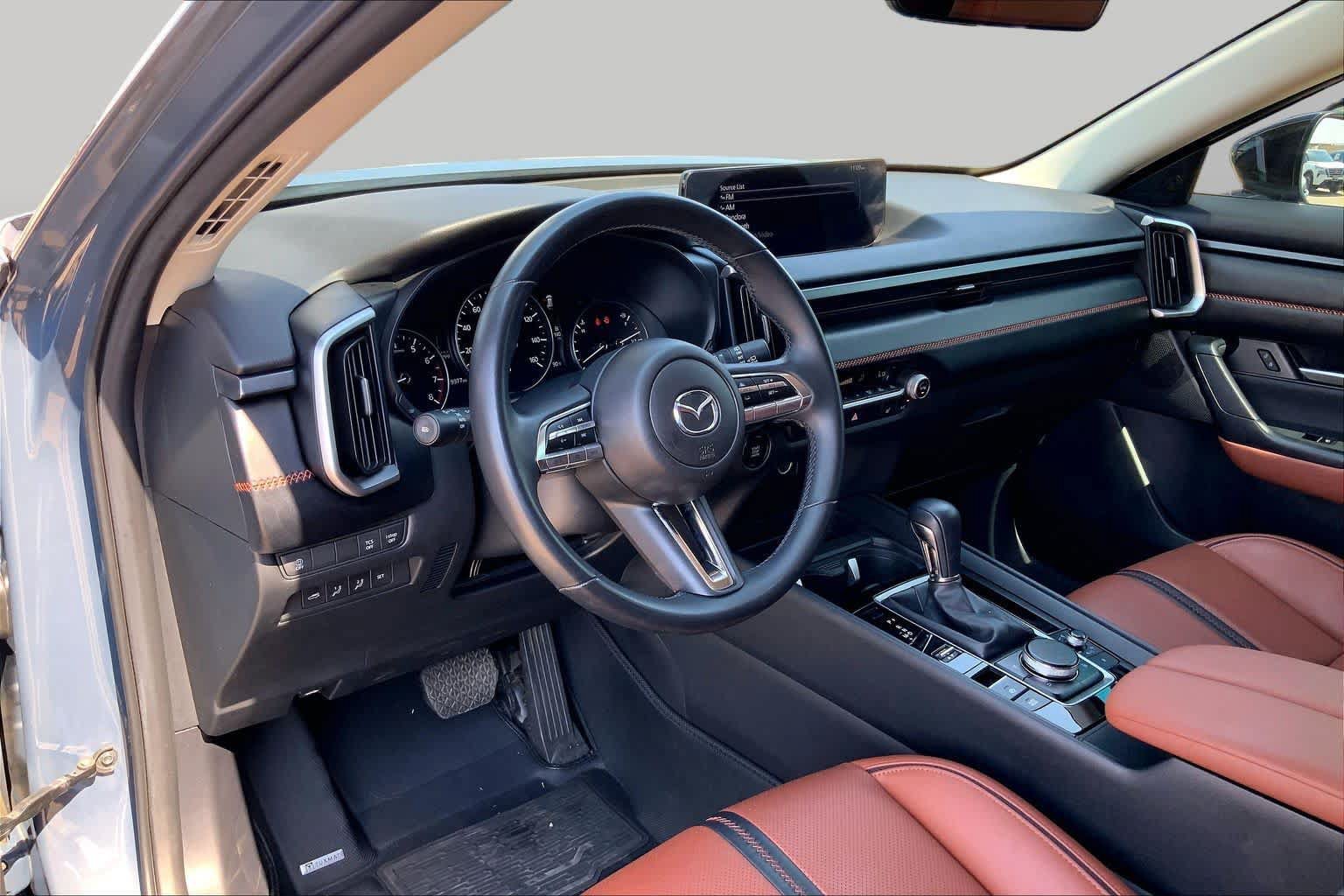 Used 2023 MAZDA CX-50 Meridian Edition w/ Apex Package AWD/4WD image 18