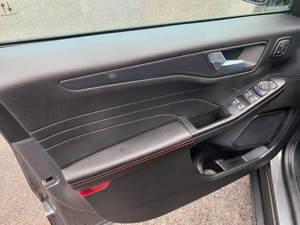 Used 2024 Ford Escape ST-Line Elite image 14