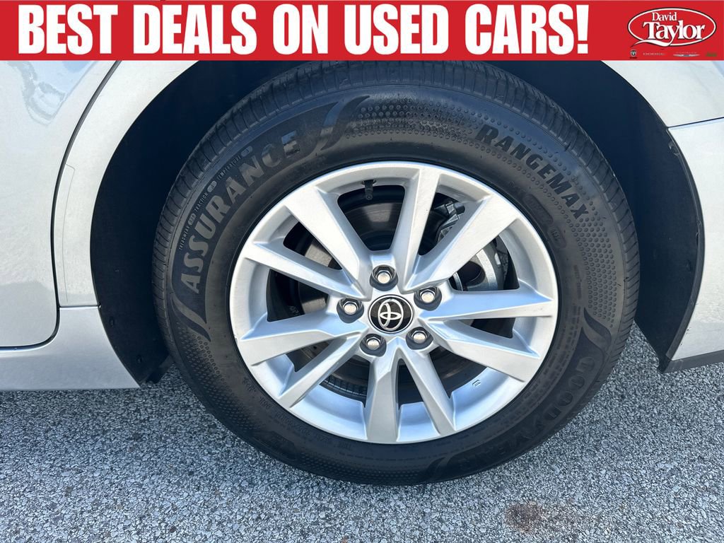 Used 2025 Toyota Camry LE FWD image 24