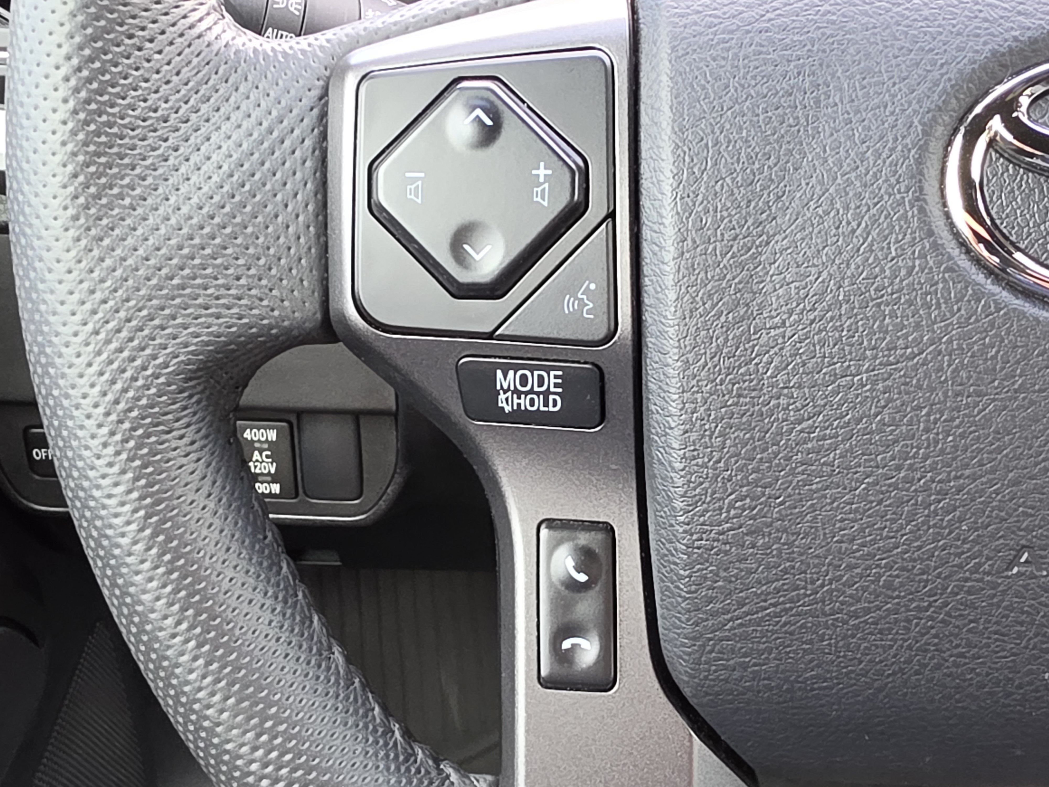 Certified 2023 Toyota Tacoma TRD Off-Road w/ Technology Package RWD image 16