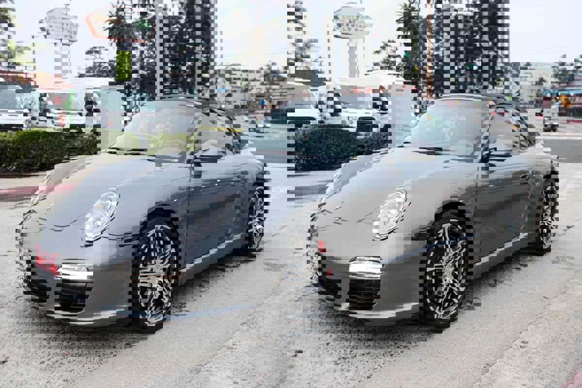 Used 2010 Porsche 911 Carrera S image 11