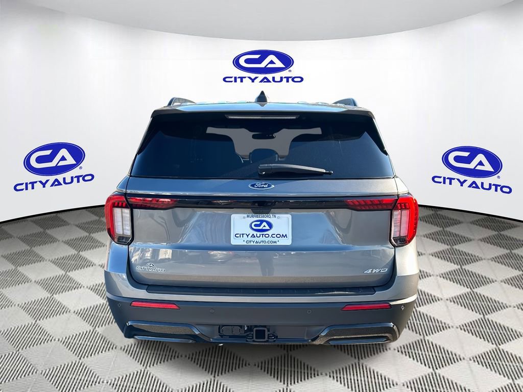 Used 2025 Ford Explorer ST-Line w/ ST-Line Street Pack image 5