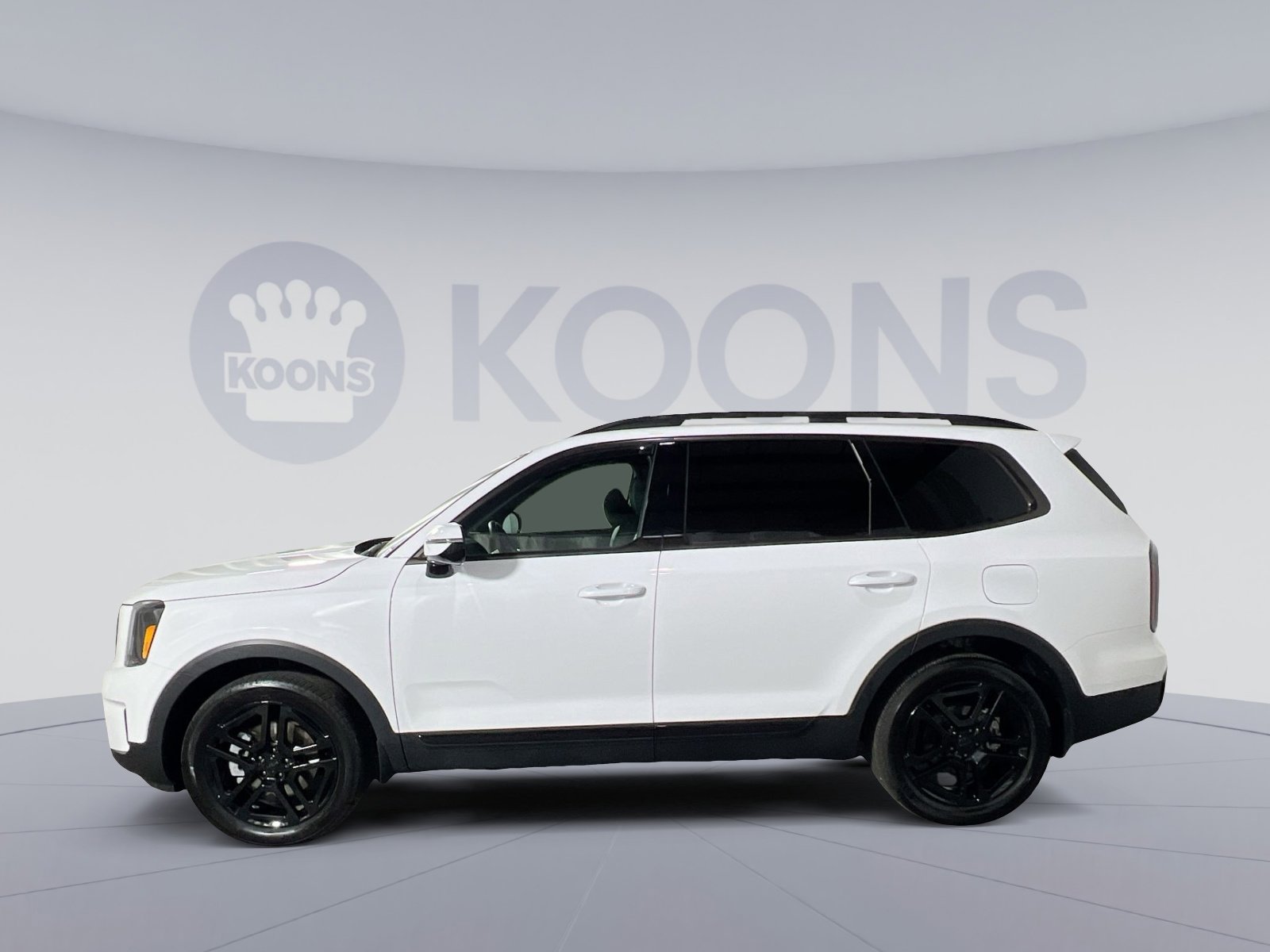 Used 2025 Kia Telluride SX X-Line image 2
