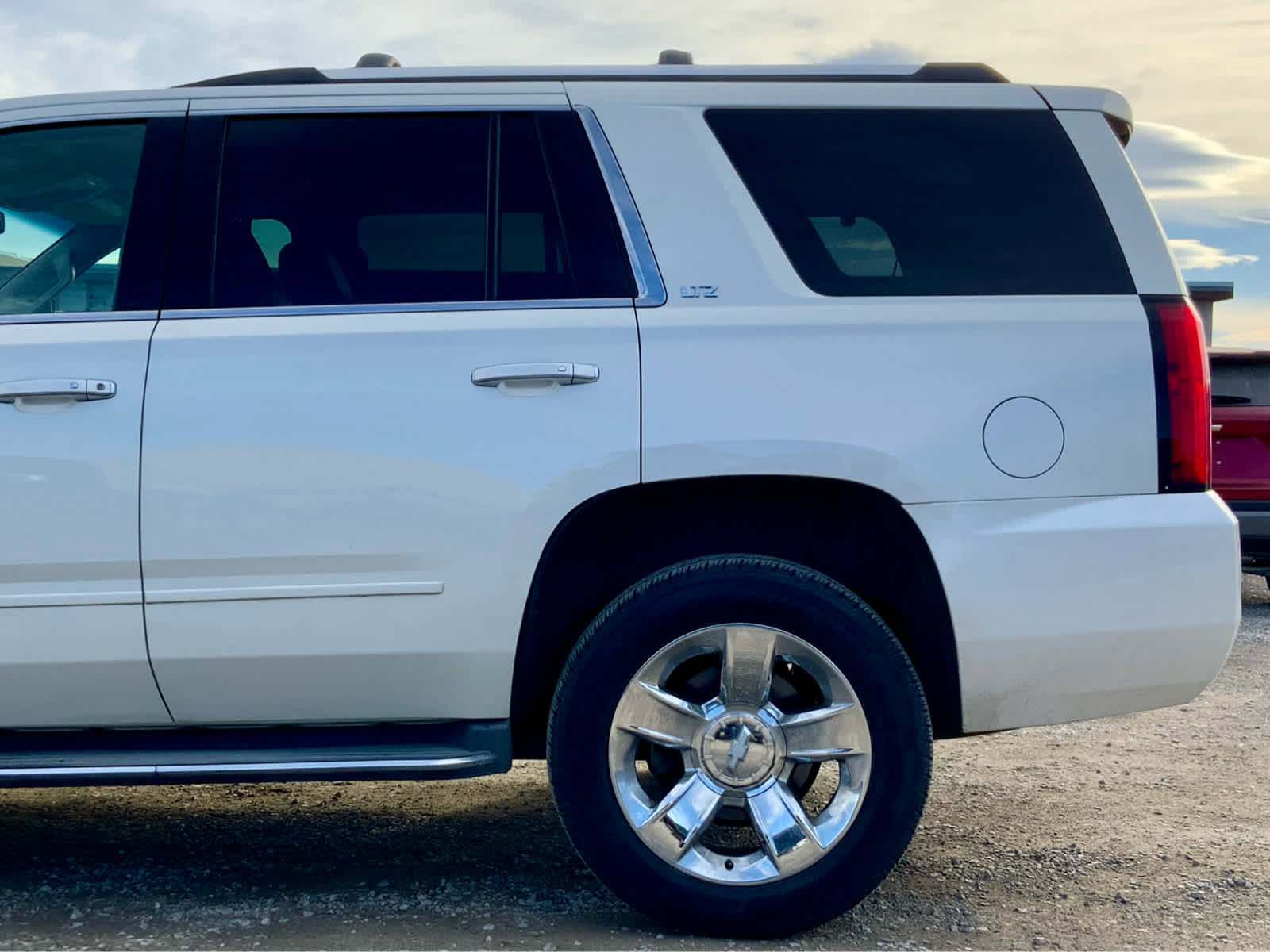Used 2015 Chevrolet Tahoe LTZ image 12