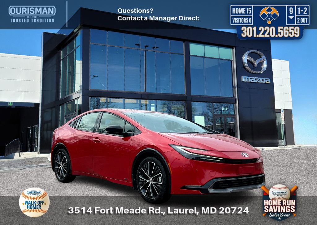 Used 2024 Toyota Prius XLE image 1