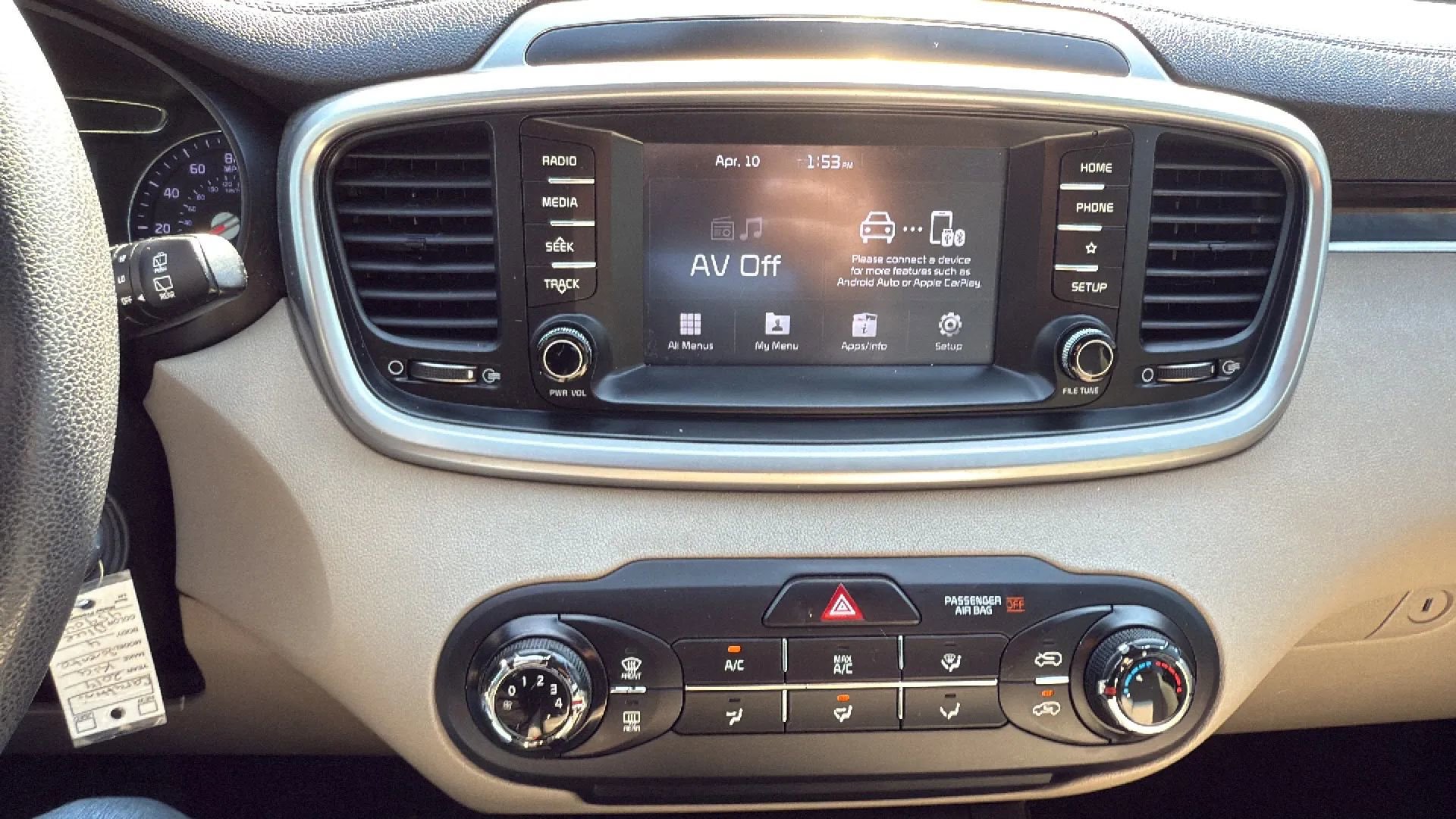 Used 2019 Kia Sorento LX image 18