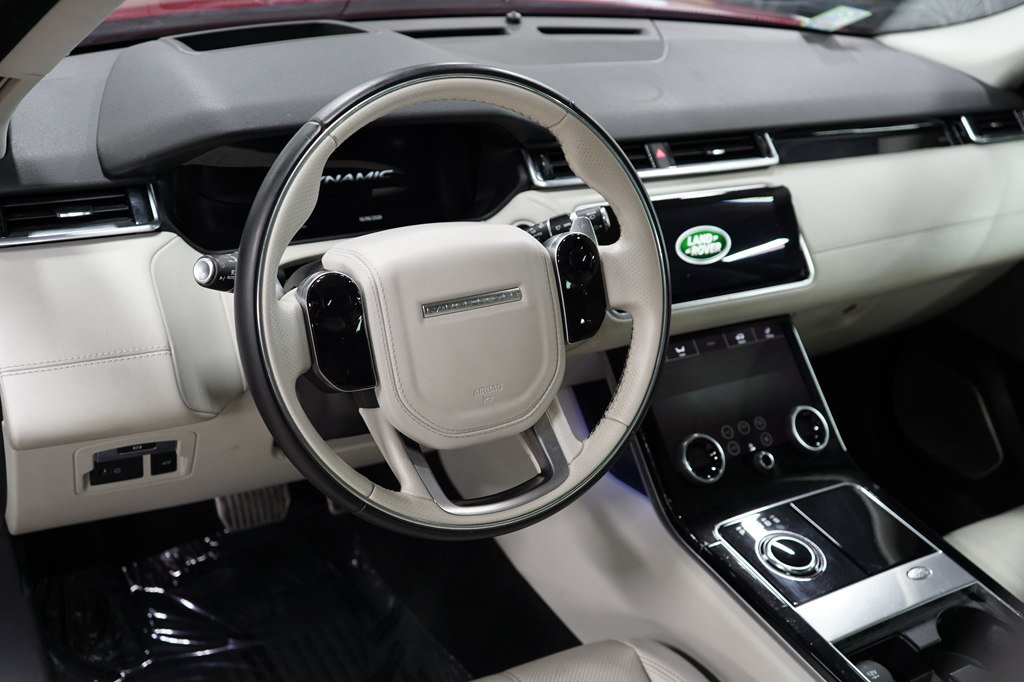Used 2019 Land Rover Range Rover Velar R-Dynamic SE AWD/4WD image 6