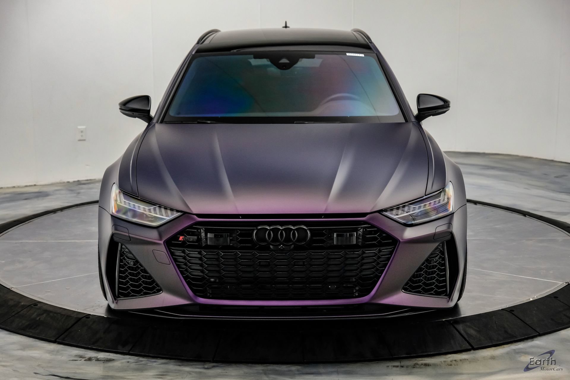 Used 2023 Audi RS 6 w/ Black Optic Package image 35