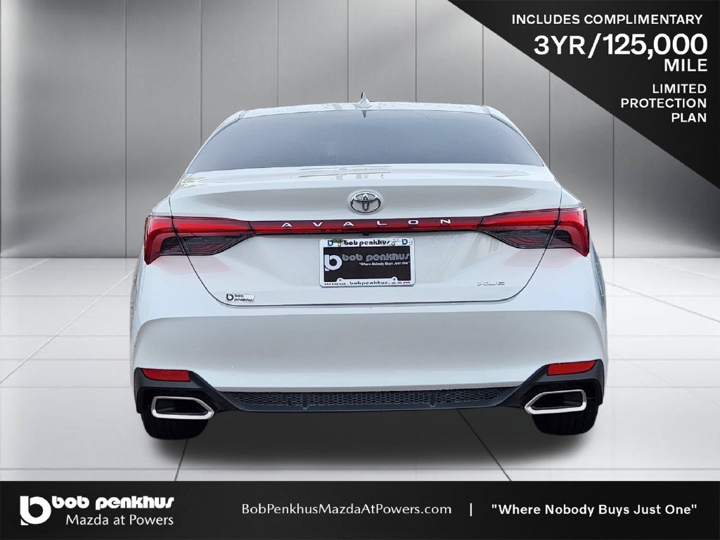 Used 2022 Toyota Avalon XLE FWD image 26