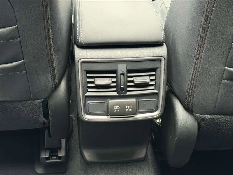 Used 2023 Subaru Forester Limited image 26