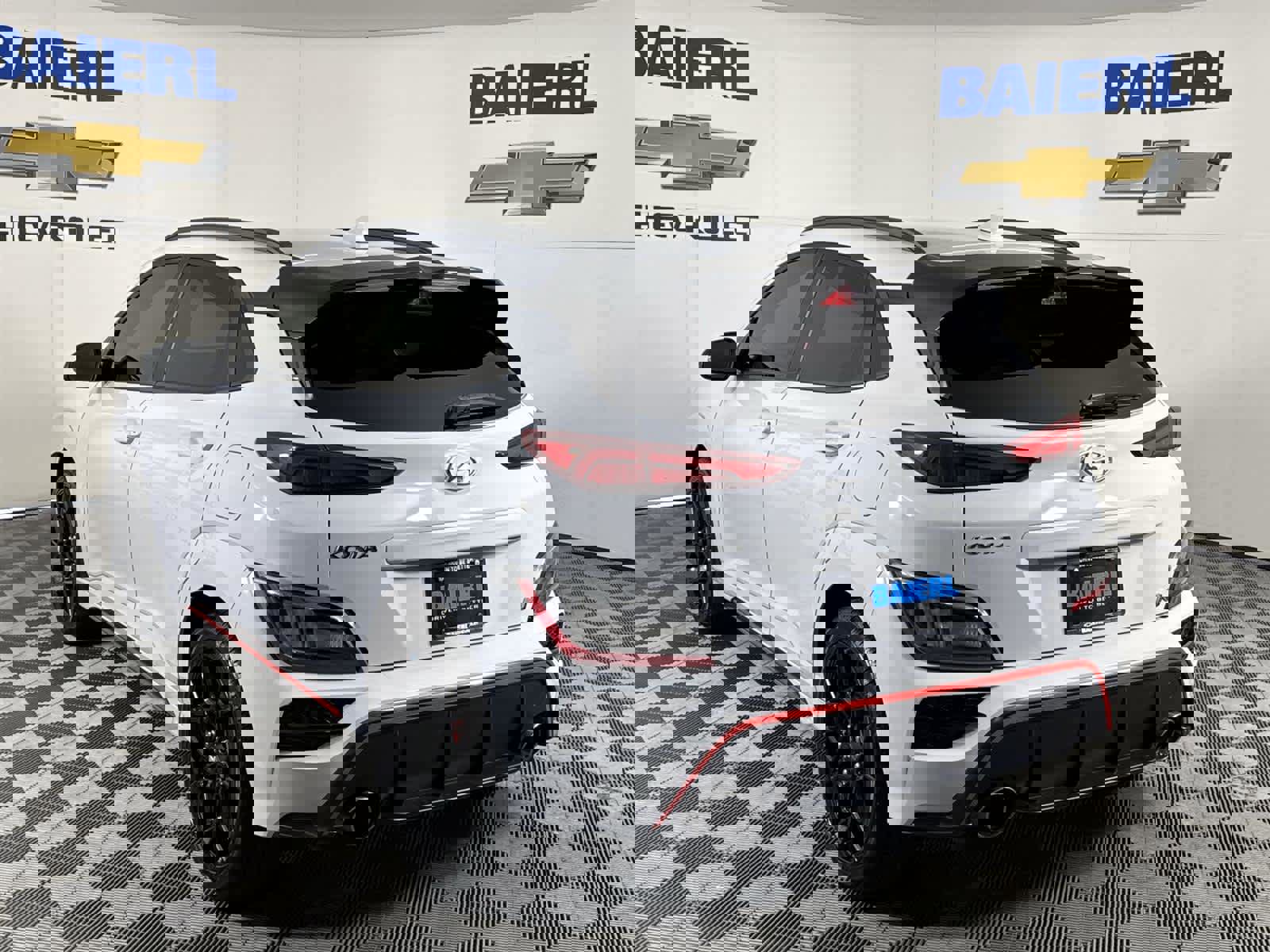 Used 2022 Hyundai Kona N image 3