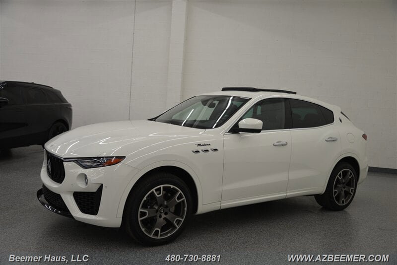 Used 2022 Maserati Levante Modena image 4