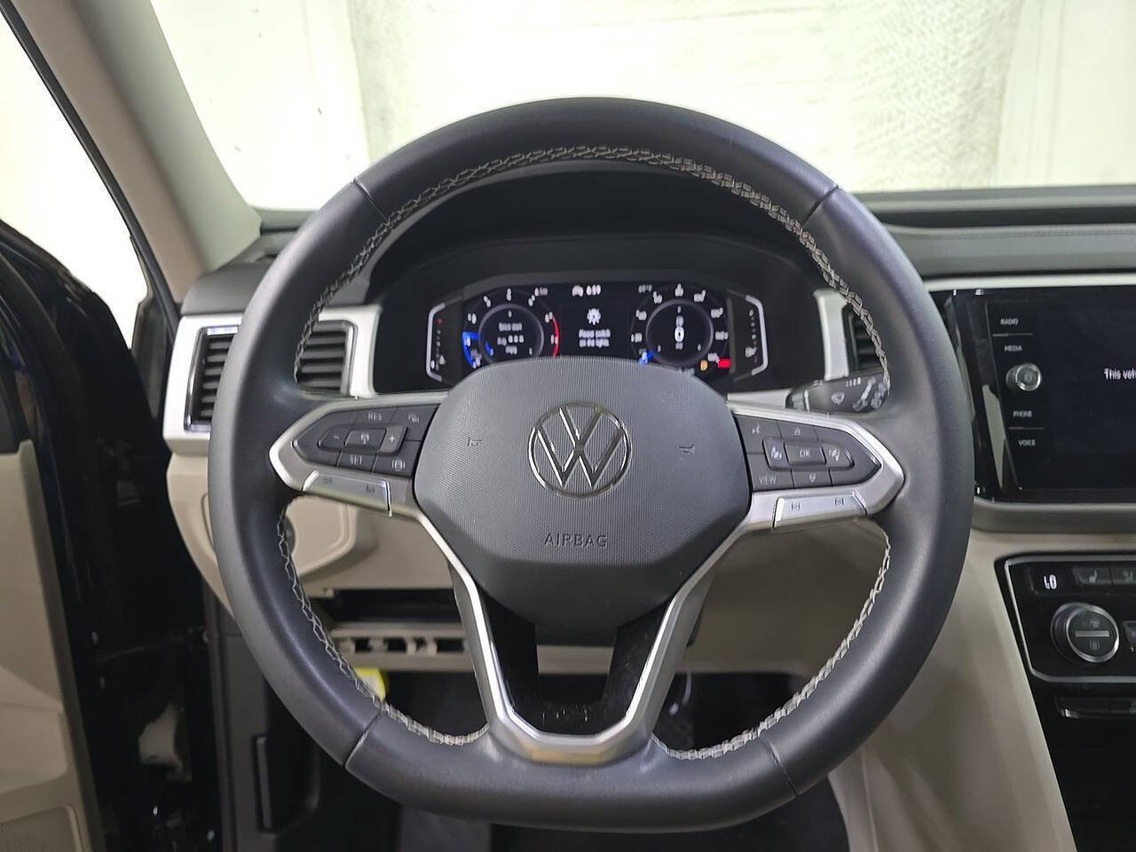 Used 2023 Volkswagen Atlas SE FWD image 6