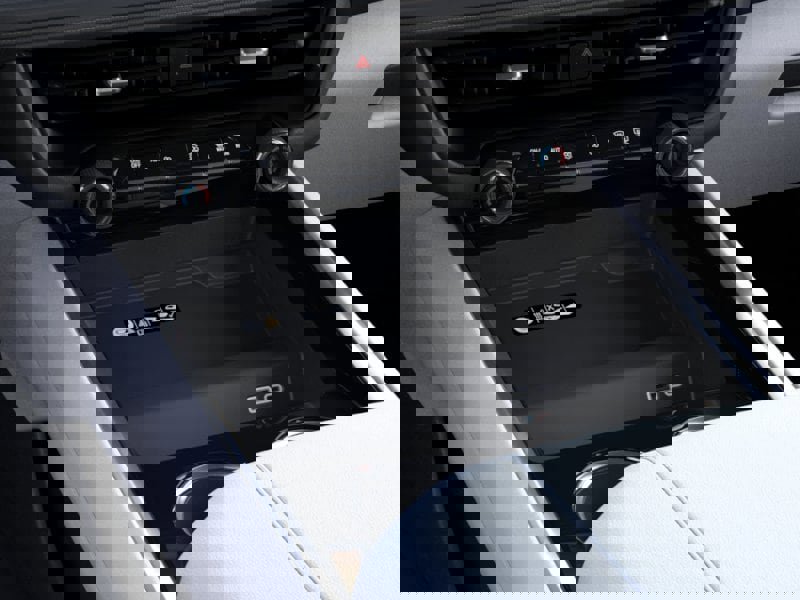 New 2026 Chevrolet Suburban Premier AWD/4WD image 23