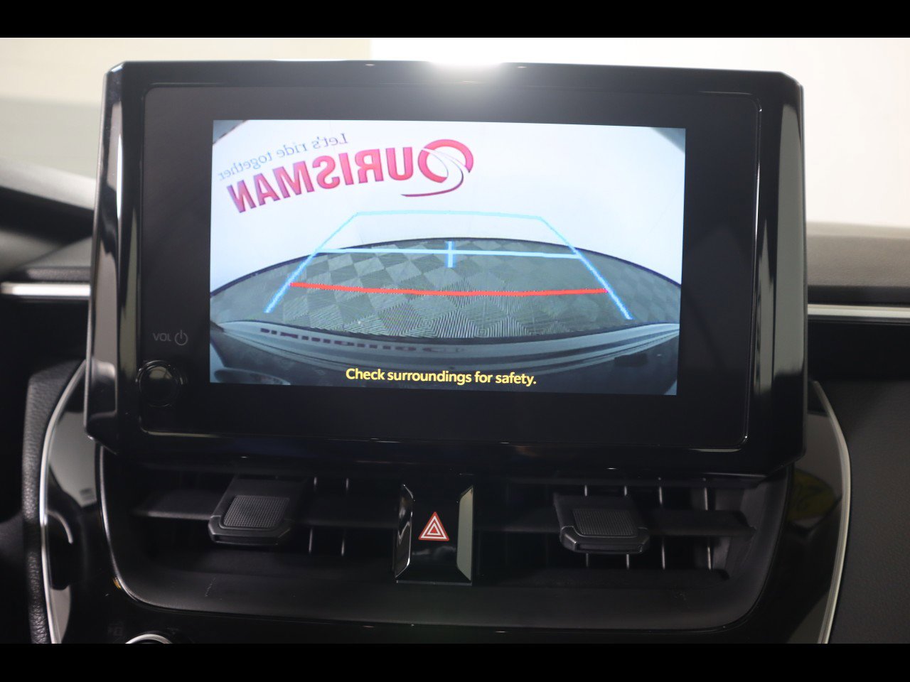 Used 2025 Toyota Corolla LE FWD image 25