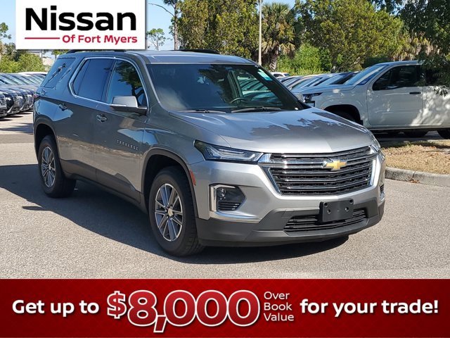 Used 2023 Chevrolet Traverse LT