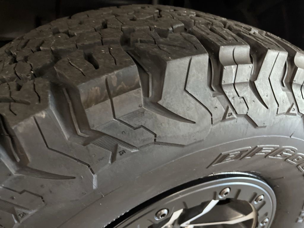 Used 2025 Jeep Wrangler Unlimited Rubicon AWD/4WD image 7