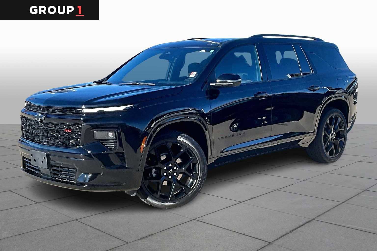 Used 2024 Chevrolet Traverse RS w/ LPO, Floor Liner Package image 1